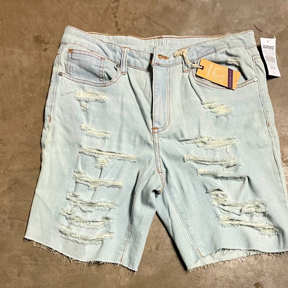 Empyre Shorts